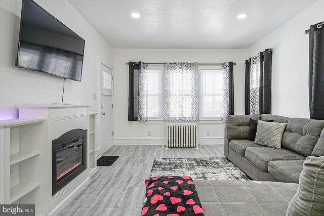 1009 HAMILTON DR, Vineland, NJ 08360