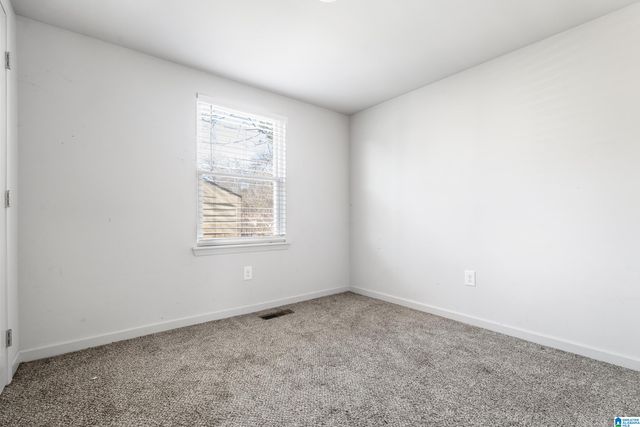 1015 PALMER AVENUE, Bessemer, AL 35020