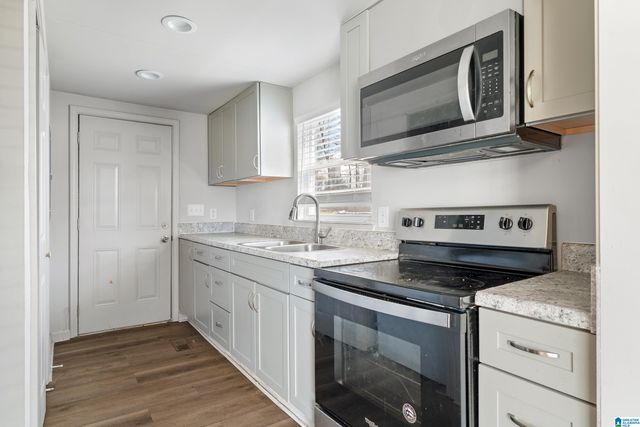 1015 PALMER AVENUE, Bessemer, AL 35020