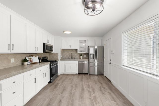11238 Torrey Pines Dr, Auburn, CA 95602