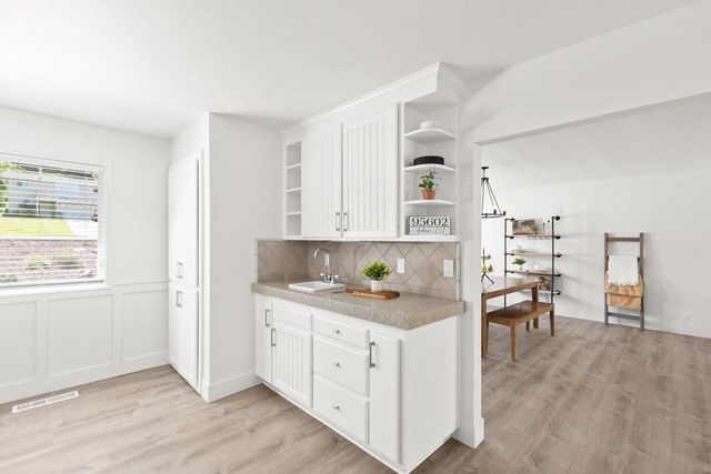 11238 Torrey Pines Dr, Auburn, CA 95602