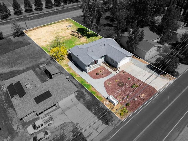 11238 Torrey Pines Dr, Auburn, CA 95602
