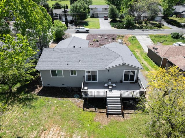 11238 Torrey Pines Dr, Auburn, CA 95602