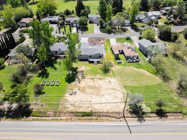 11238 Torrey Pines Dr, Auburn, CA 95602
