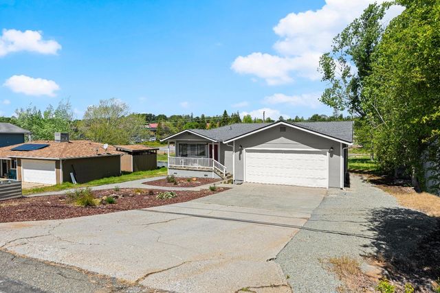 11238 Torrey Pines Dr, Auburn, CA 95602