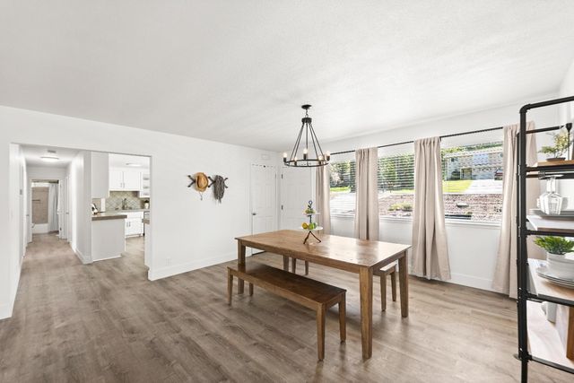 11238 Torrey Pines Dr, Auburn, CA 95602