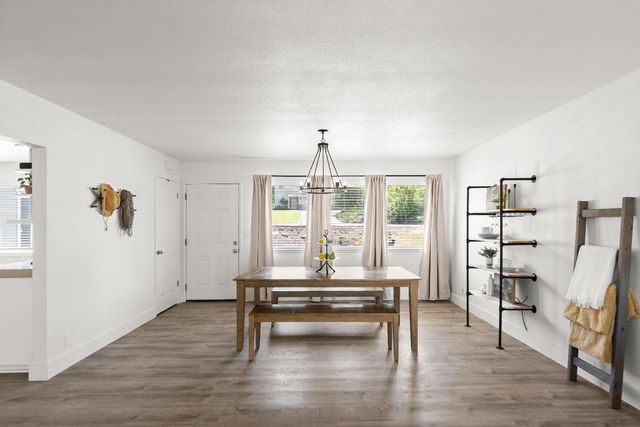 11238 Torrey Pines Dr, Auburn, CA 95602