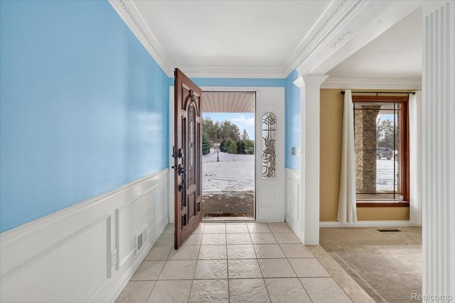 9505 E Atherton Road, Davison Township, MI 48423