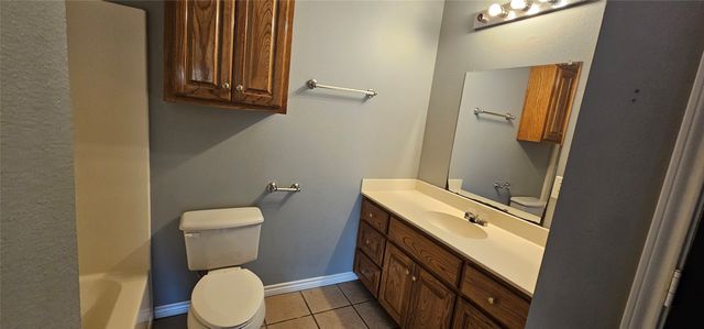 110 Ebony Street, Van, TX 75790
