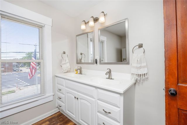 159 N Lyman Street, Wadsworth, OH 44281