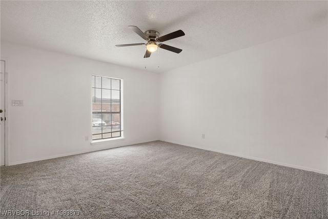 713 N 7th Street, Van Buren, AR 72956