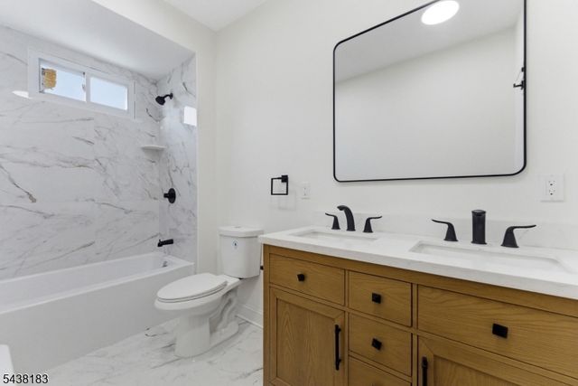 1 Bay Ave, Bloomfield Twp., NJ 07003