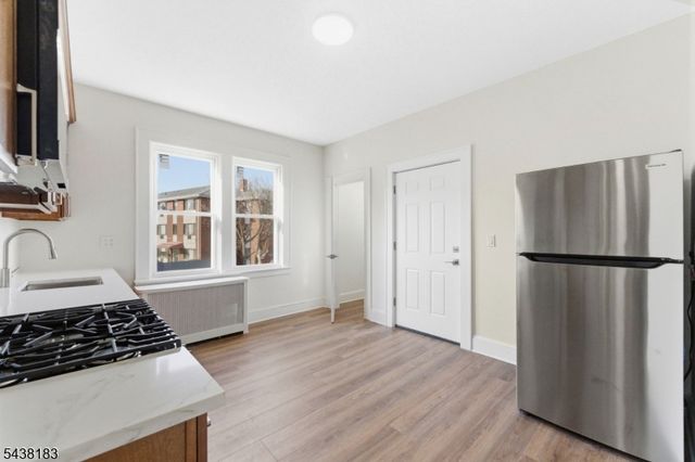 1 Bay Ave, Bloomfield Twp., NJ 07003