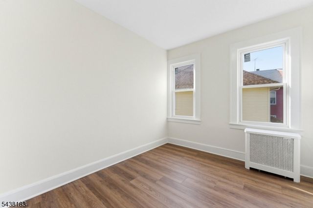 1 Bay Ave, Bloomfield Twp., NJ 07003