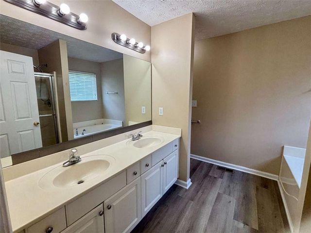 540 Chandon Way, Lawrenceville, GA 30044