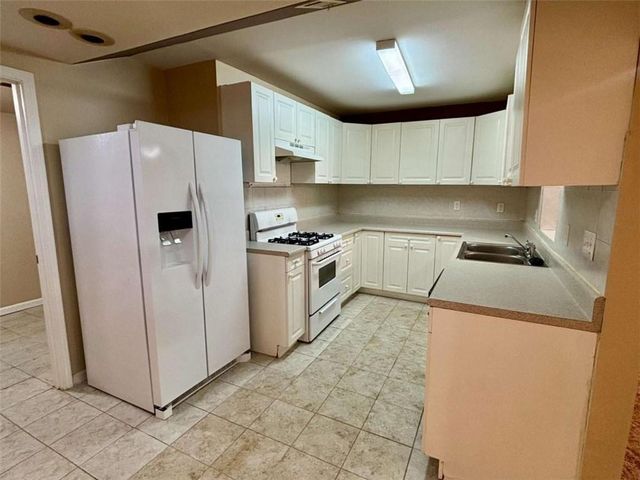 540 Chandon Way, Lawrenceville, GA 30044