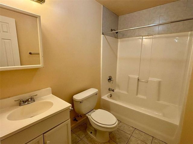 540 Chandon Way, Lawrenceville, GA 30044