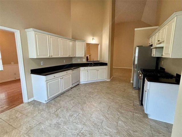 540 Chandon Way, Lawrenceville, GA 30044