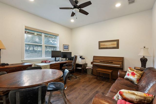 124 Hoskins Trail TRL, Boerne, TX 78006