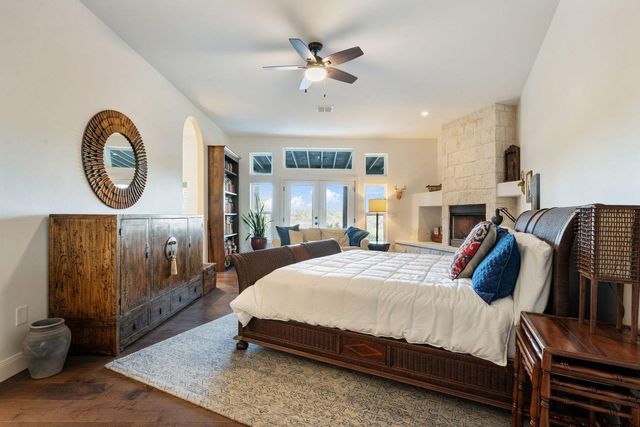 124 Hoskins Trail TRL, Boerne, TX 78006