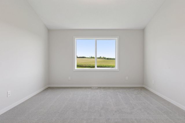 10115 Blackmoor Road, Woodbury, MN 55129