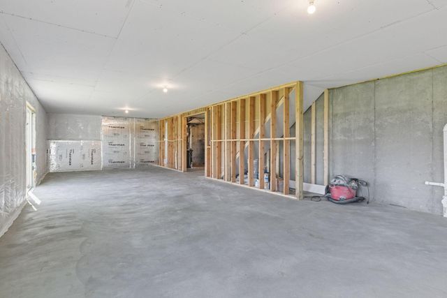 10115 Blackmoor Road, Woodbury, MN 55129