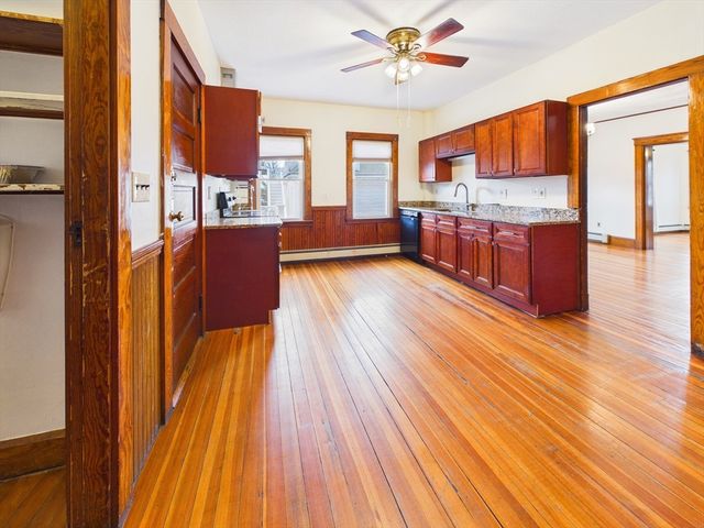 5-7 Hoyle 7, Norwood, MA 02062