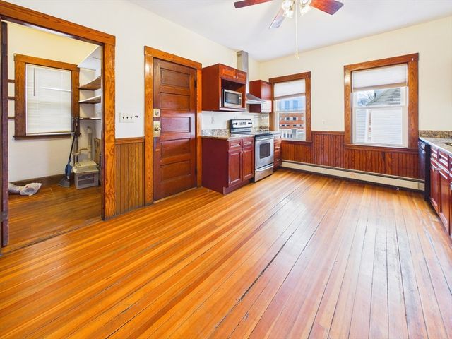 5-7 Hoyle 7, Norwood, MA 02062