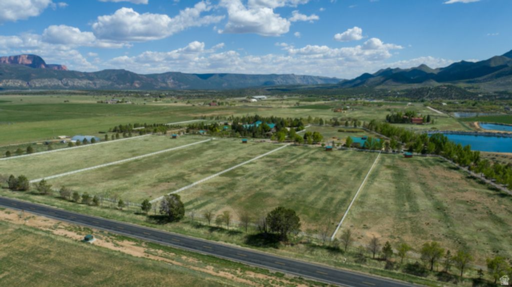 Image 83 of property listing at 622 E HIGHWAY 144 POB, New Harmony, UT 84757