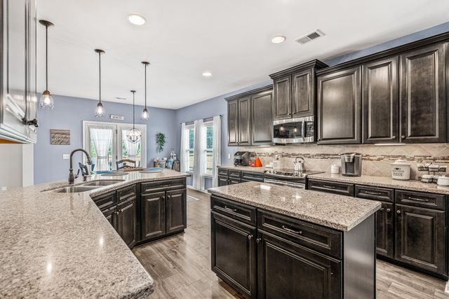 1005 Victoria Pointe Lane, Summerville, SC 29485