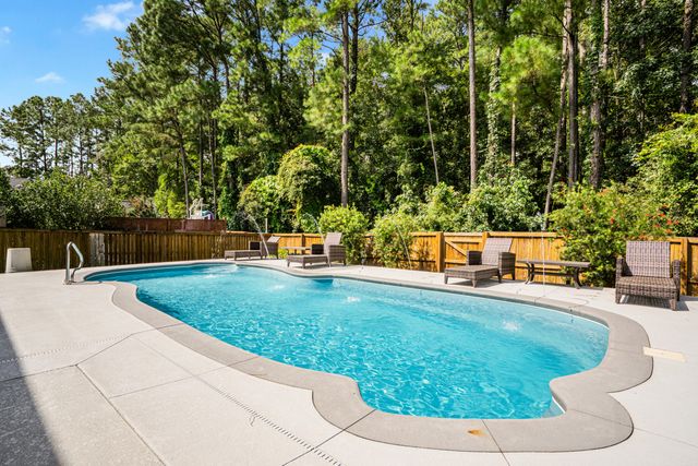 1005 Victoria Pointe Lane, Summerville, SC 29485