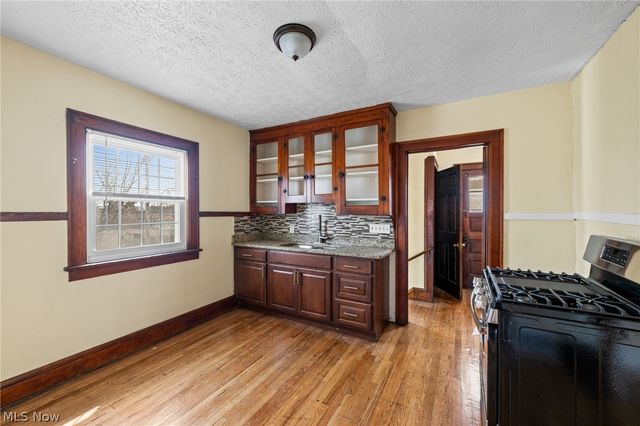 11801 Franklin Boulevard, Lakewood, OH 44107