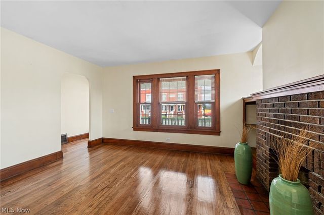 11801 Franklin Boulevard, Lakewood, OH 44107