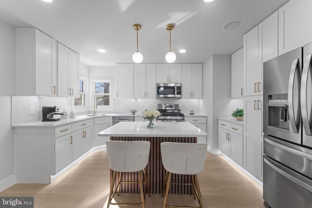 9603 WOODLAND AVE, Lanham, MD 20706