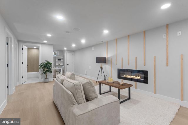 9603 WOODLAND AVE, Lanham, MD 20706