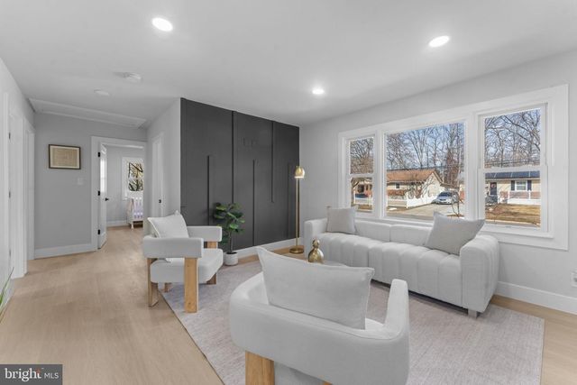 9603 WOODLAND AVE, Lanham, MD 20706