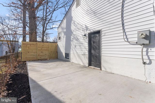 9603 WOODLAND AVE, Lanham, MD 20706