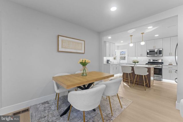 9603 WOODLAND AVE, Lanham, MD 20706