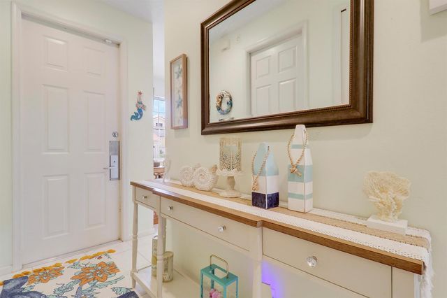 9222 Wentworth Lane, Port St. Lucie, FL 34986