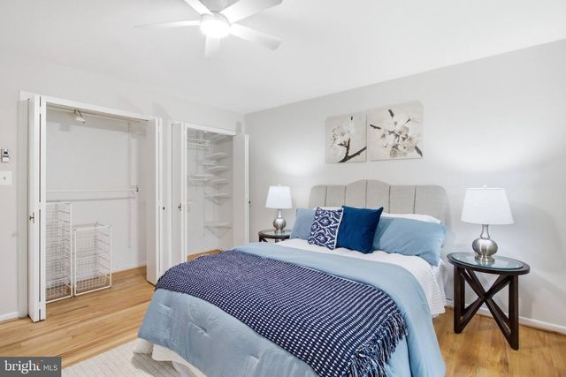 5018 PORTSMOUTH RD, Fairfax, VA 22032