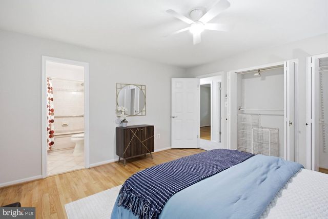 5018 PORTSMOUTH RD, Fairfax, VA 22032