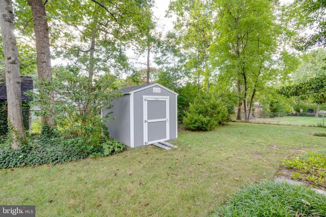 5018 PORTSMOUTH RD, Fairfax, VA 22032