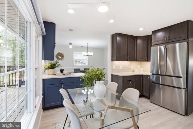 5018 PORTSMOUTH RD, Fairfax, VA 22032