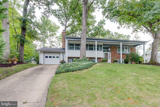 5018 PORTSMOUTH RD, Fairfax, VA 22032