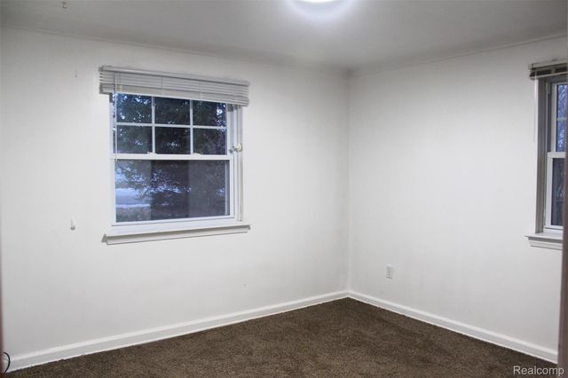 1253 Atkinson Avenue, Bloomfield Hills, MI 48302