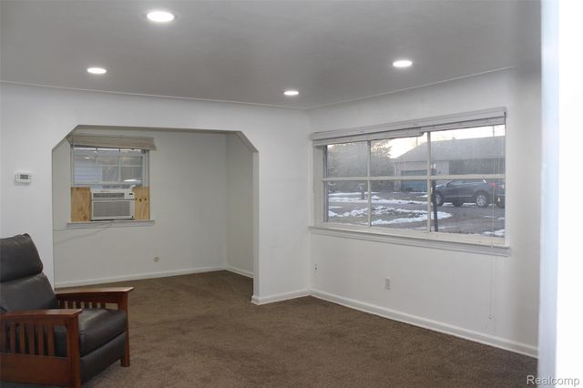 1253 Atkinson Avenue, Bloomfield Hills, MI 48302