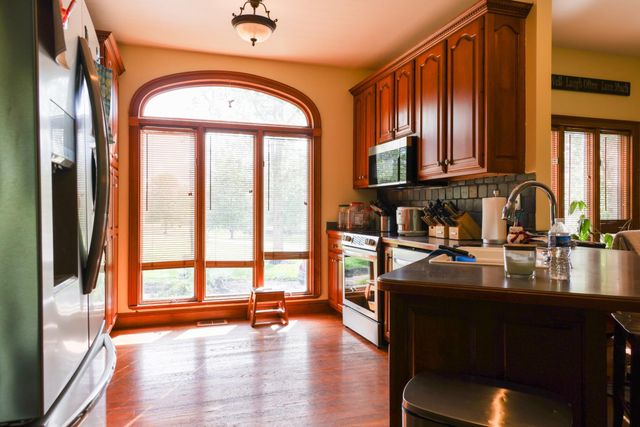 215 Paradise Camp Road, Harrodsburg, KY 40330