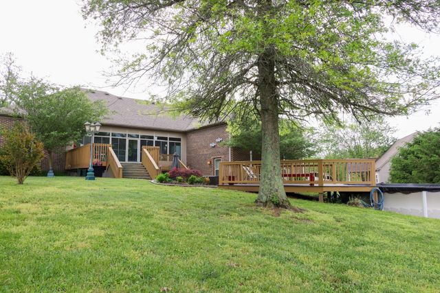 215 Paradise Camp Road, Harrodsburg, KY 40330