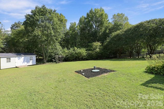 14306 Blue Grass Drive, Huntersville, NC 28078