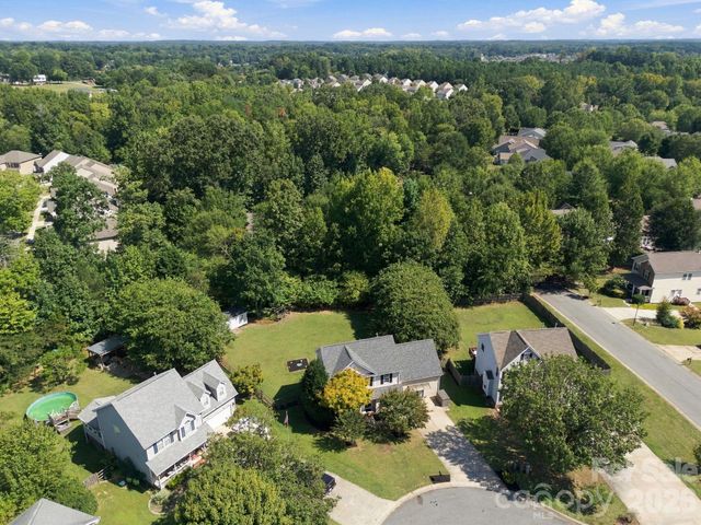 14306 Blue Grass Drive, Huntersville, NC 28078